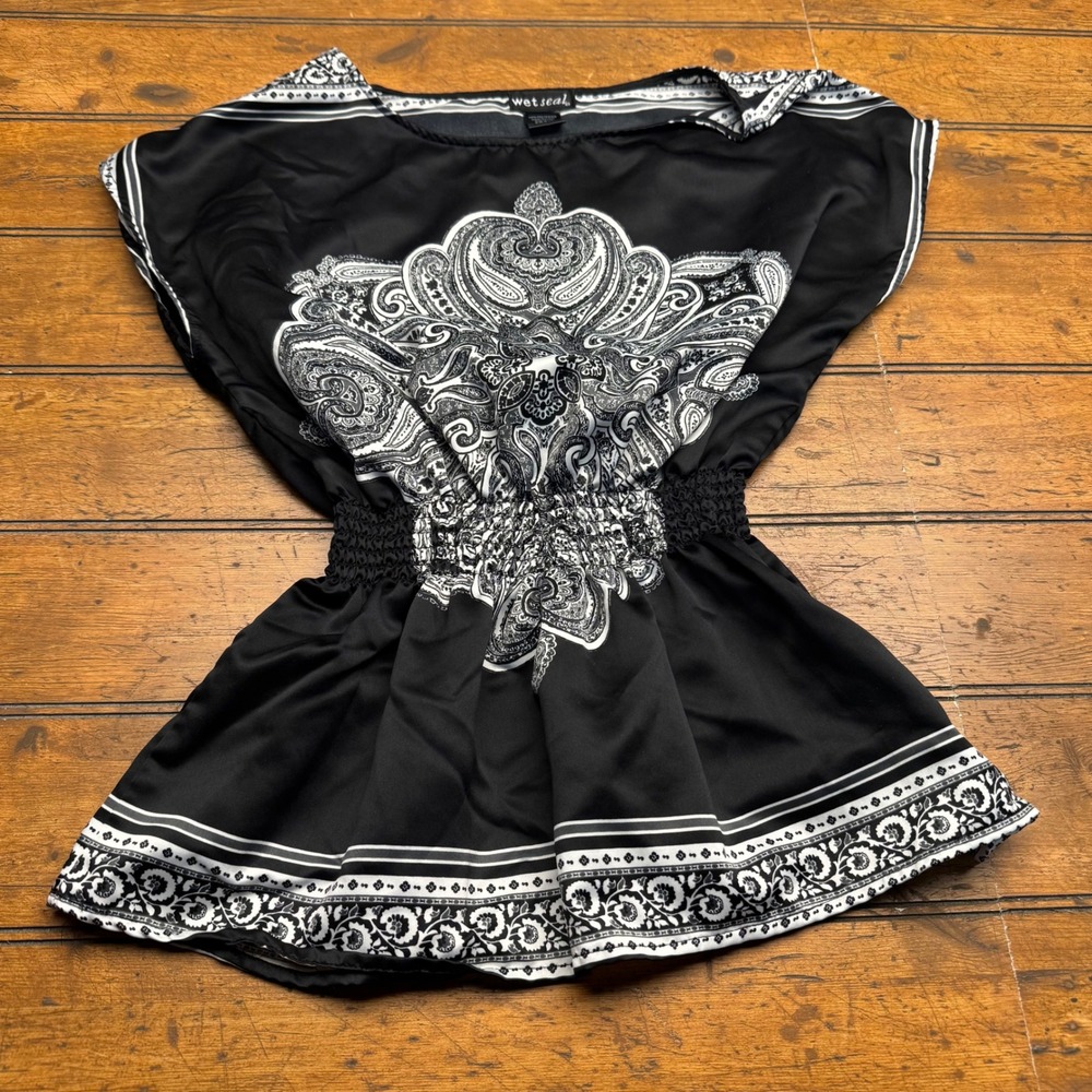 Wet Seal Black White Paisley‎ Print Smocked Waist Tunic Top Women's Small